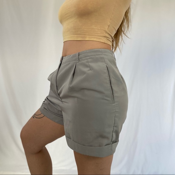 {SOLD} Lightly preloved gray American Apparel high rise shorts - Picture 2 of 7